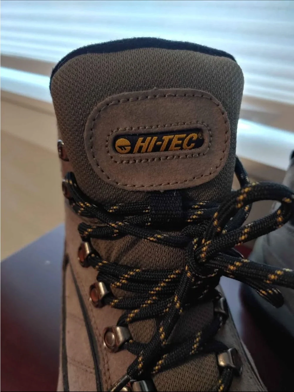 Hi-Tec hi tec
